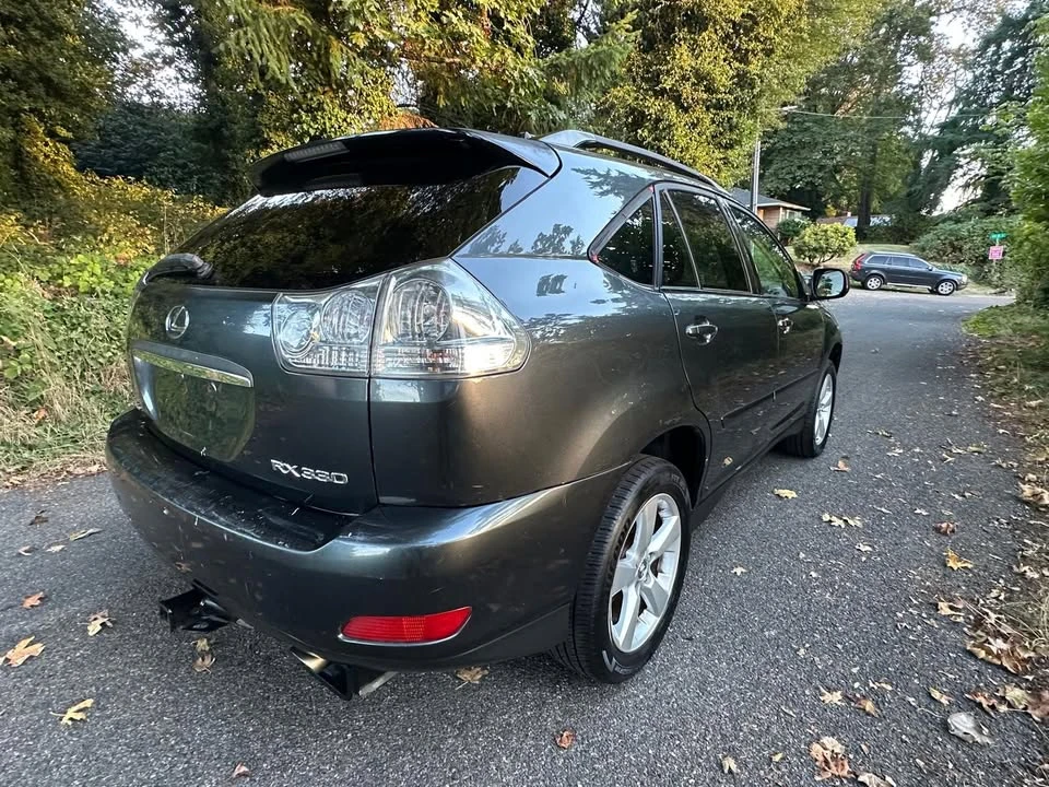 2006 Lexus RX 2nd Gen - Image 10 of 15