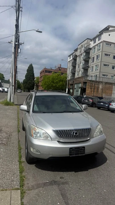 2006 Lexus RX 2nd Gen - Image 4 of 12
