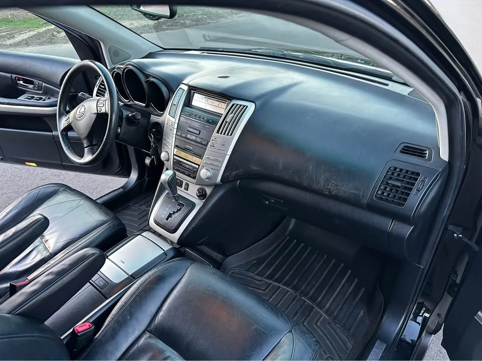 2006 Lexus RX 2nd Gen - Image 8 of 10