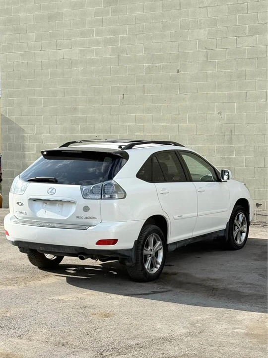 2006 Lexus RX 2nd Gen - Image 7 of 17