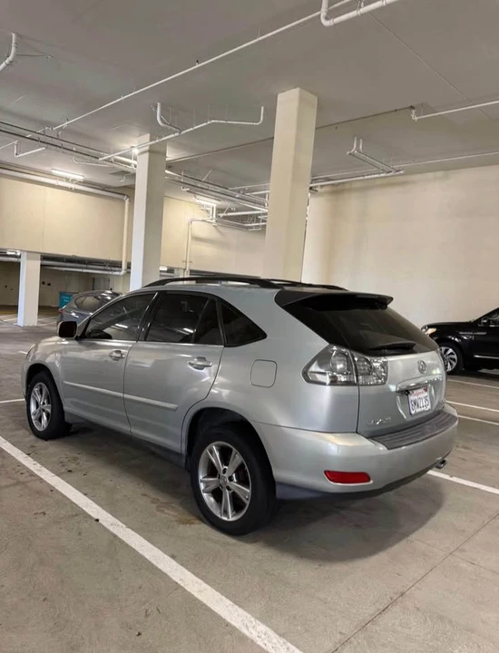 2006 Lexus RX 2nd Gen - Image 3 of 9