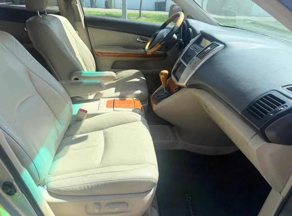 2006 Lexus RX 2nd Gen - Image 8 of 9