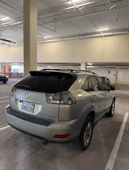 2006 Lexus RX 2nd Gen - Image 2 of 9
