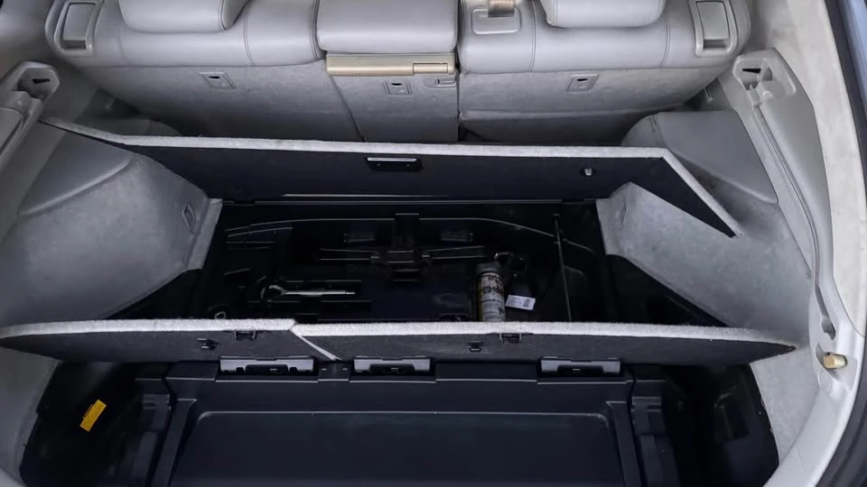 2006 Lexus RX 2nd Gen - Image 15 of 19
