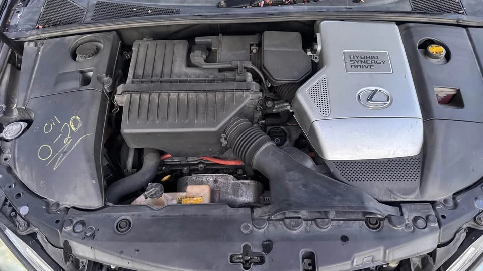 2006 Lexus RX 2nd Gen - Image 16 of 19
