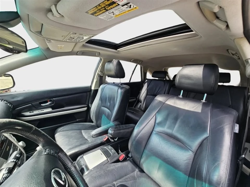 2006 Lexus RX 2nd Gen - Image 16 of 20