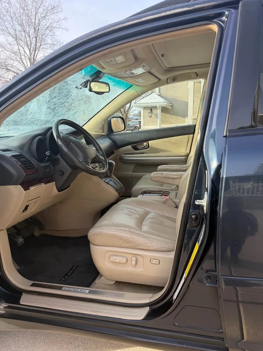 2006 Lexus RX 2nd Gen - Image 6 of 7