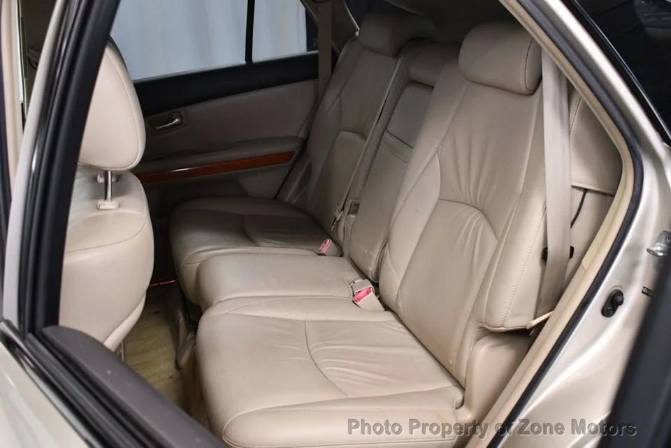 2006 Lexus RX 2nd Gen - Image 16 of 17