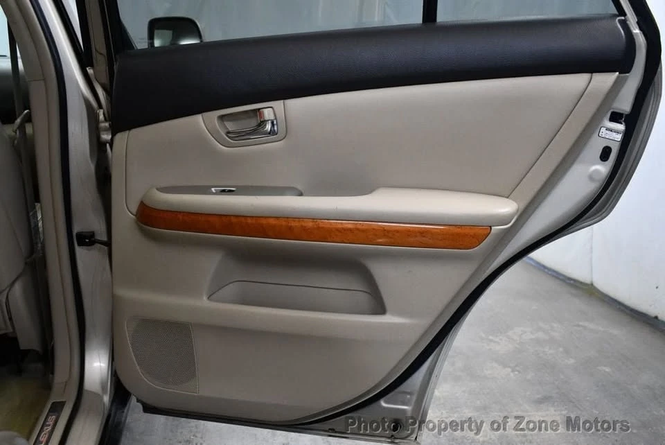 2006 Lexus RX 2nd Gen - Image 14 of 17