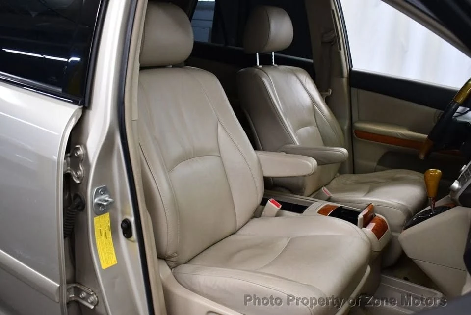 2006 Lexus RX 2nd Gen - Image 10 of 17