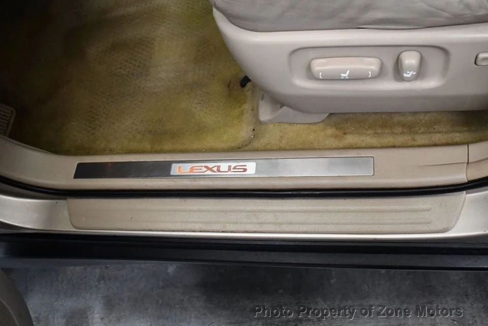 2006 Lexus RX 2nd Gen - Image 6 of 17