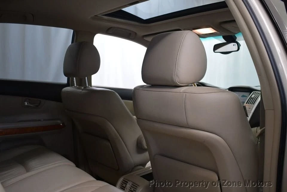 2006 Lexus RX 2nd Gen - Image 12 of 17