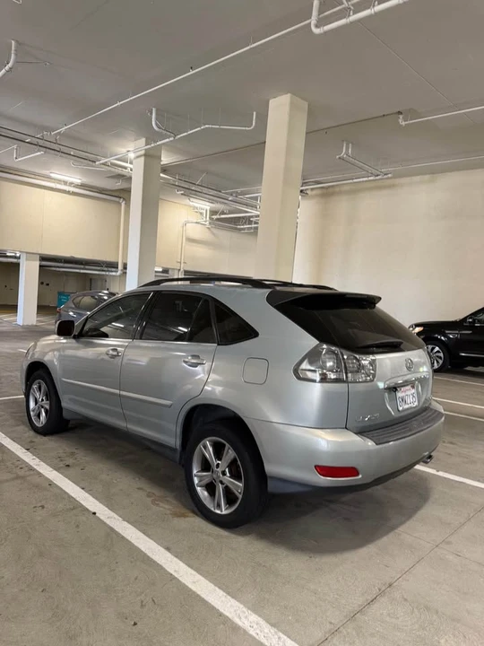 2006 Lexus RX 2nd Gen - Image 4 of 9