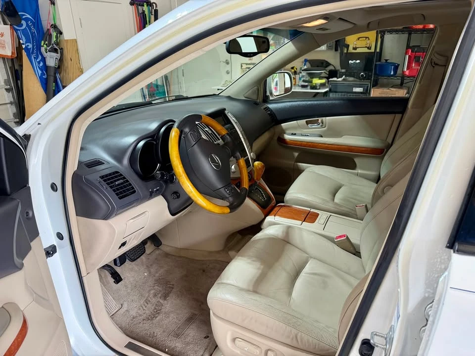 2006 Lexus RX 2nd Gen - Image 8 of 17
