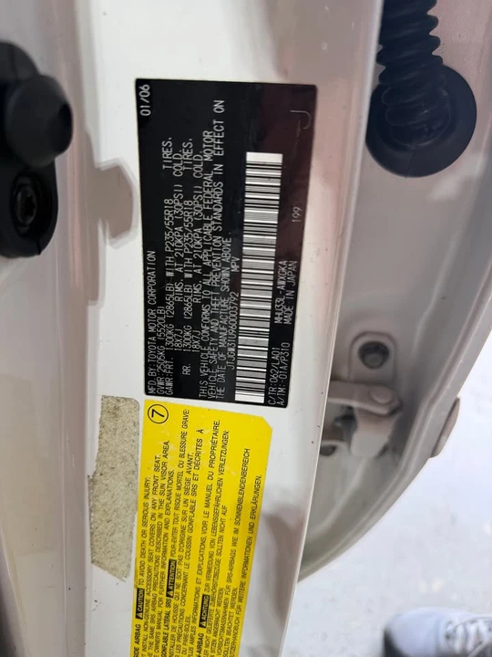 2006 Lexus RX 2nd Gen - Image 16 of 17