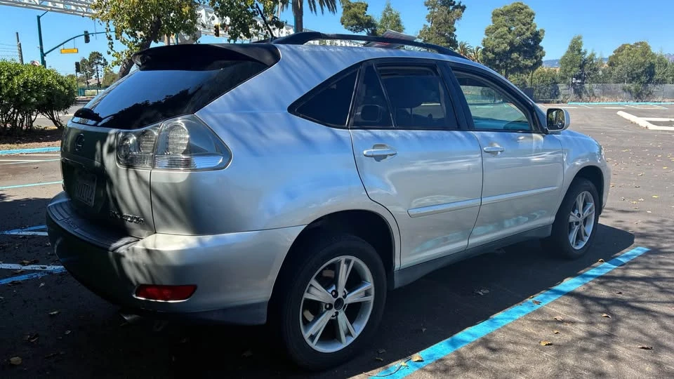2006 Lexus RX 2nd Gen - Image 4 of 8