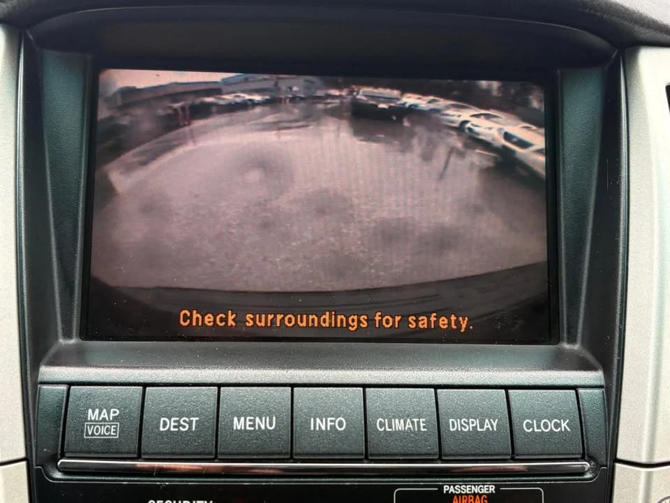 2006 Lexus RX 2nd Gen - Image 14 of 16