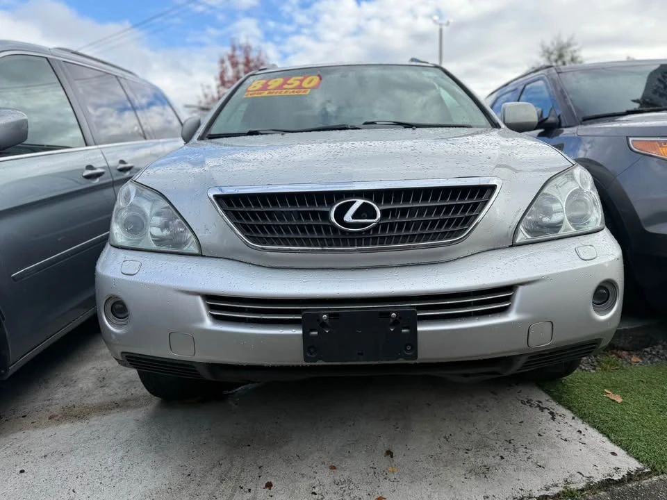 2006 Lexus RX 2nd Gen - Image 3 of 10