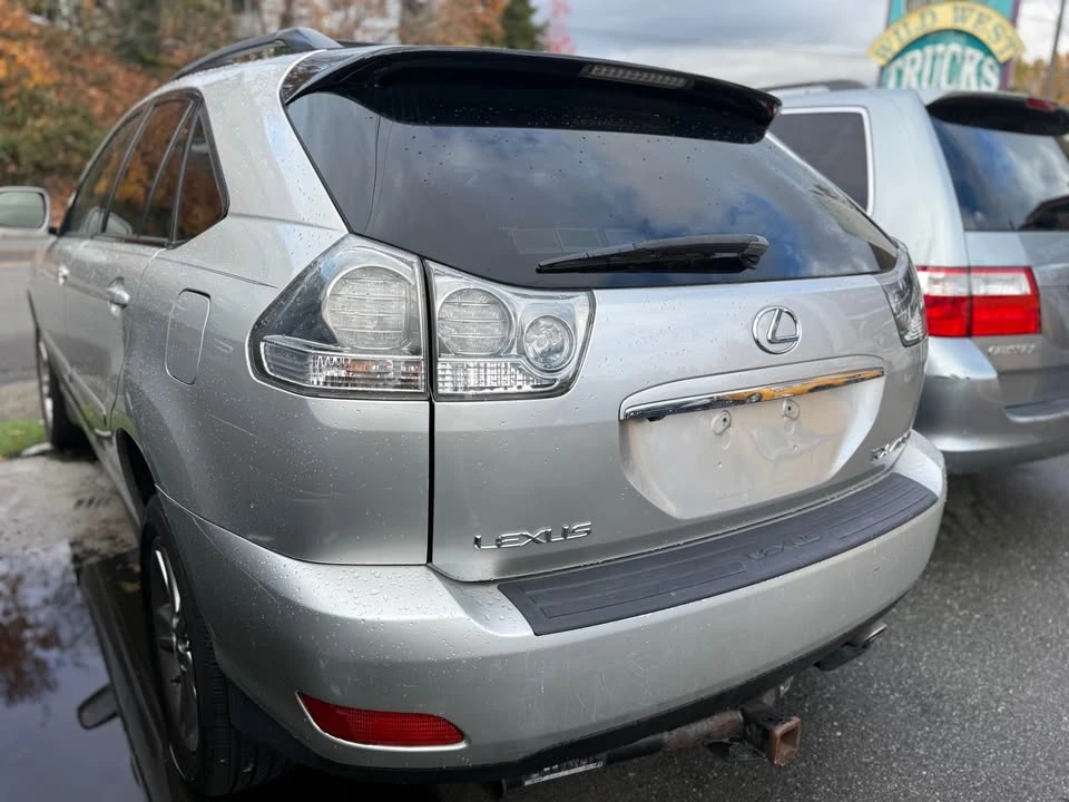 2006 Lexus RX 2nd Gen - Image 6 of 10
