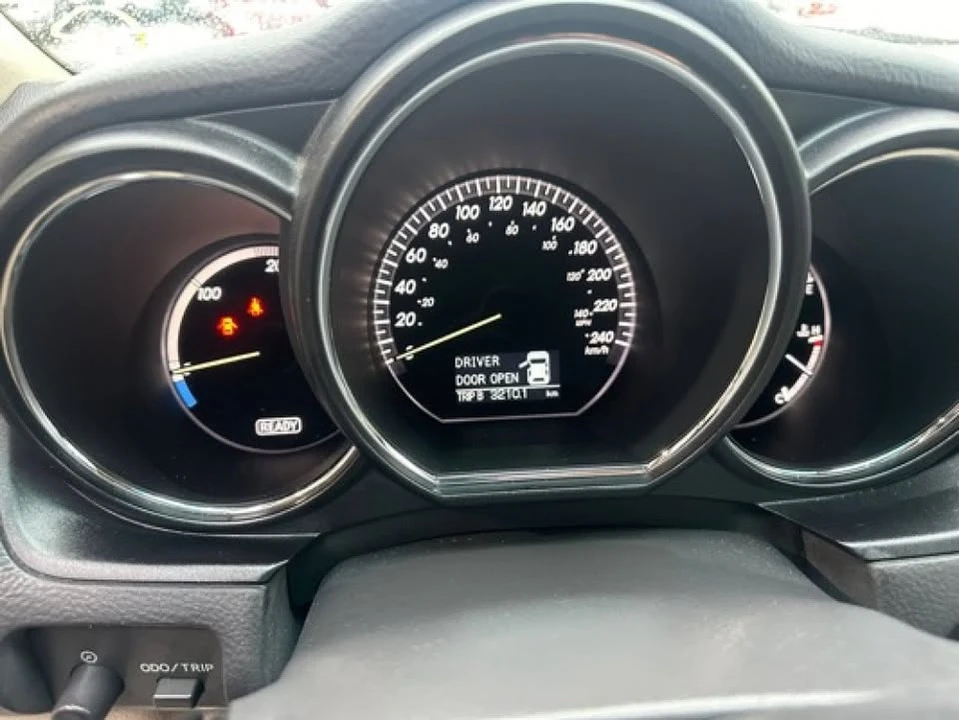 2006 Lexus RX 2nd Gen - Image 14 of 19