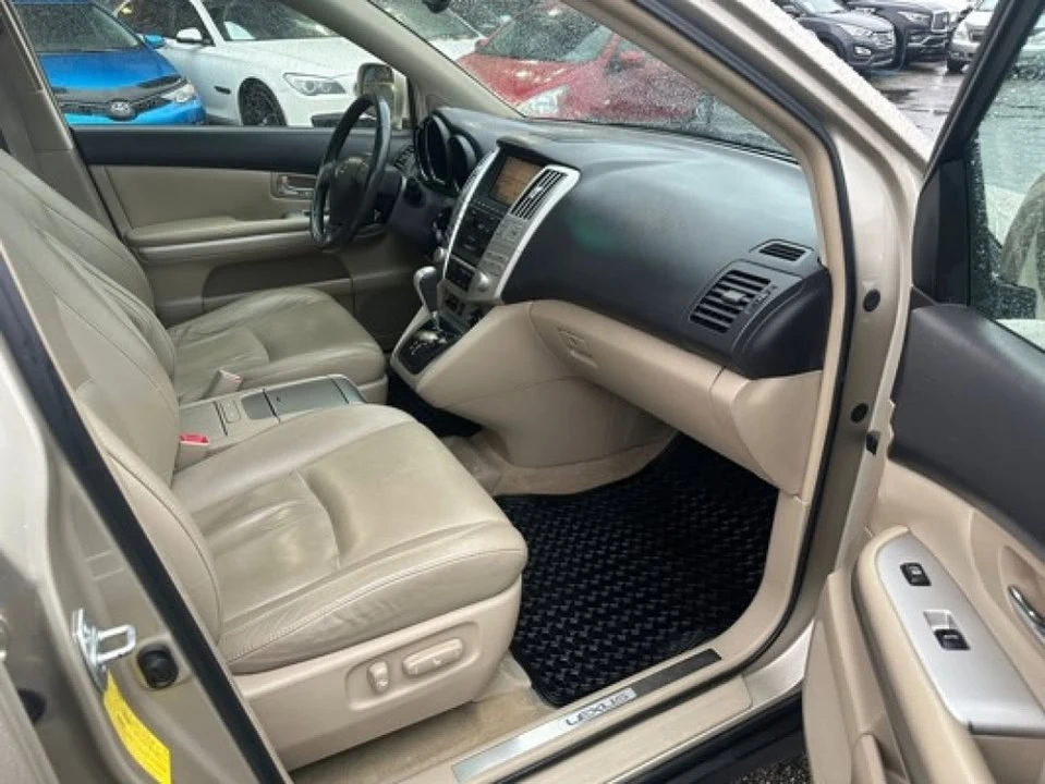 2006 Lexus RX 2nd Gen - Image 10 of 19