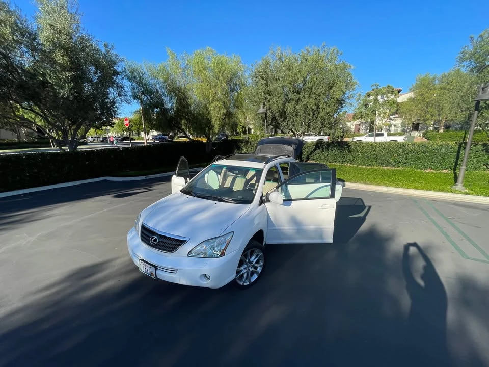 2006 Lexus RX 2nd Gen - Image 9 of 16