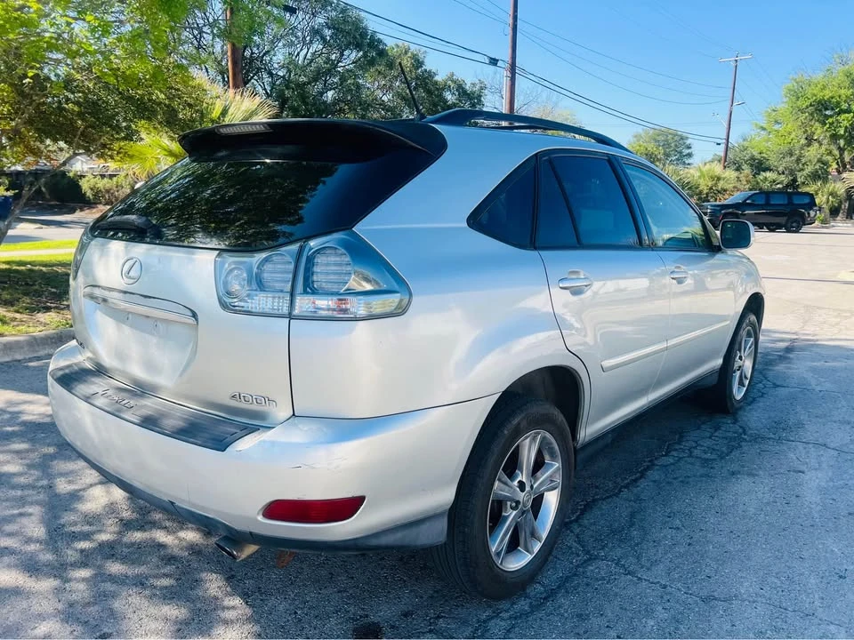2006 Lexus RX 2nd Gen - Image 6 of 15