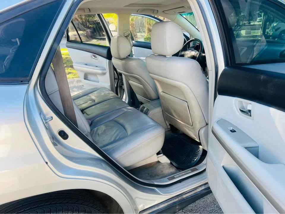 2006 Lexus RX 2nd Gen - Image 12 of 15
