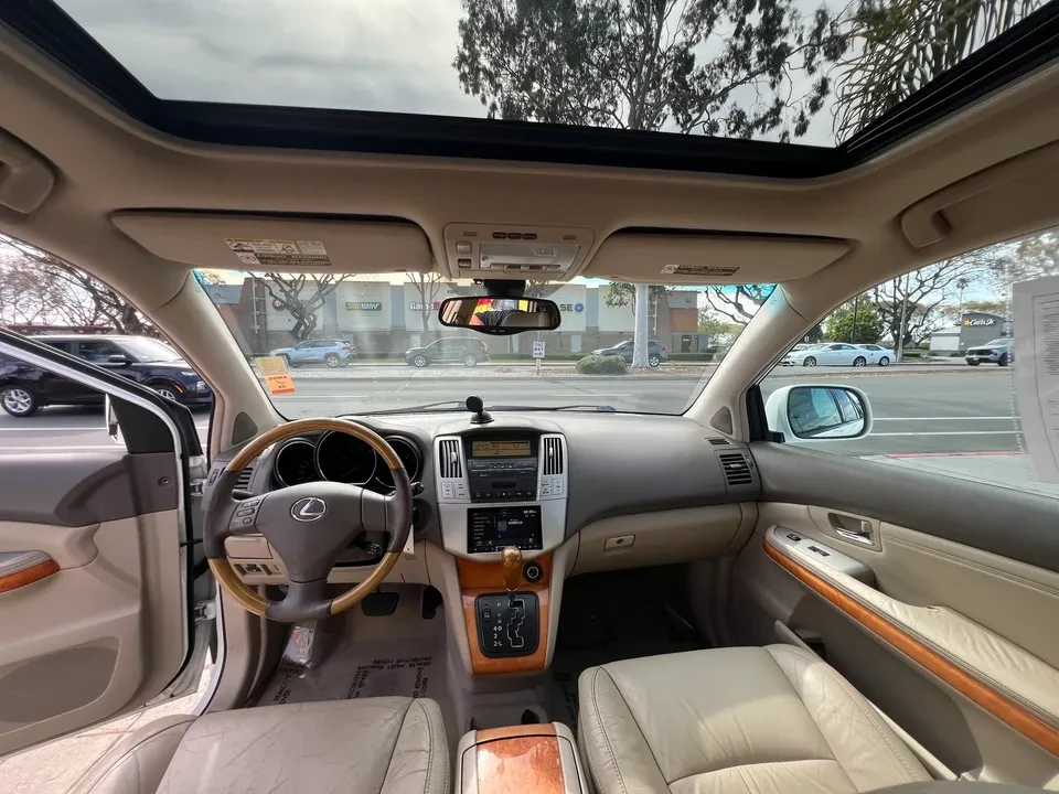 2006 Lexus RX 2nd Gen - Image 13 of 15