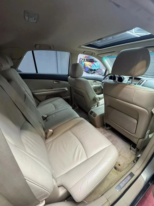 2006 Lexus RX 2nd Gen - Image 17 of 20