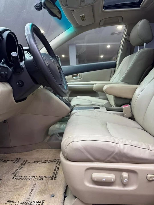 2006 Lexus RX 2nd Gen - Image 11 of 19
