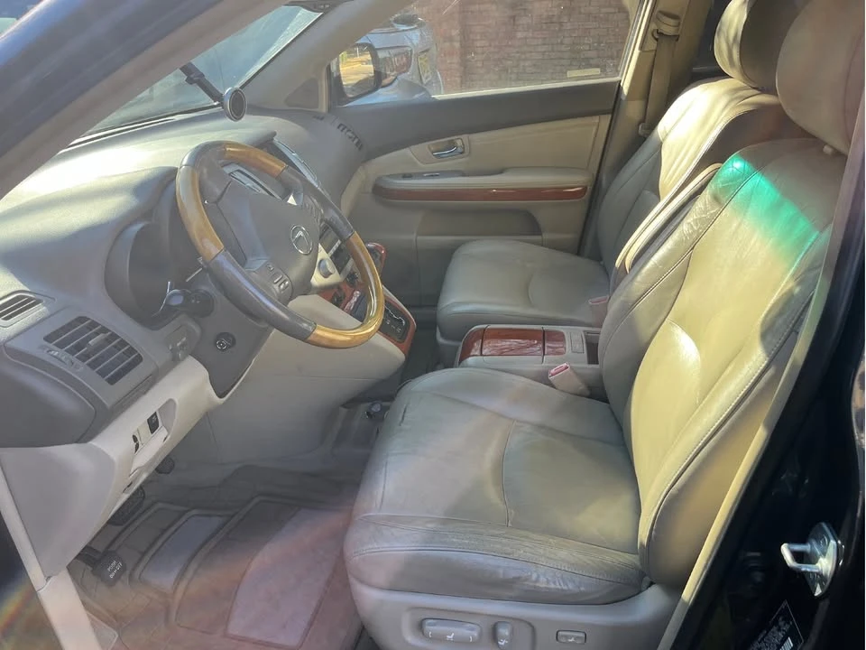 2006 Lexus RX 2nd Gen - Image 3 of 8