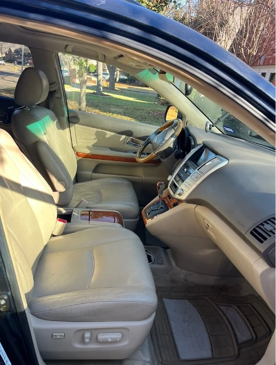 2006 Lexus RX 2nd Gen - Image 2 of 8