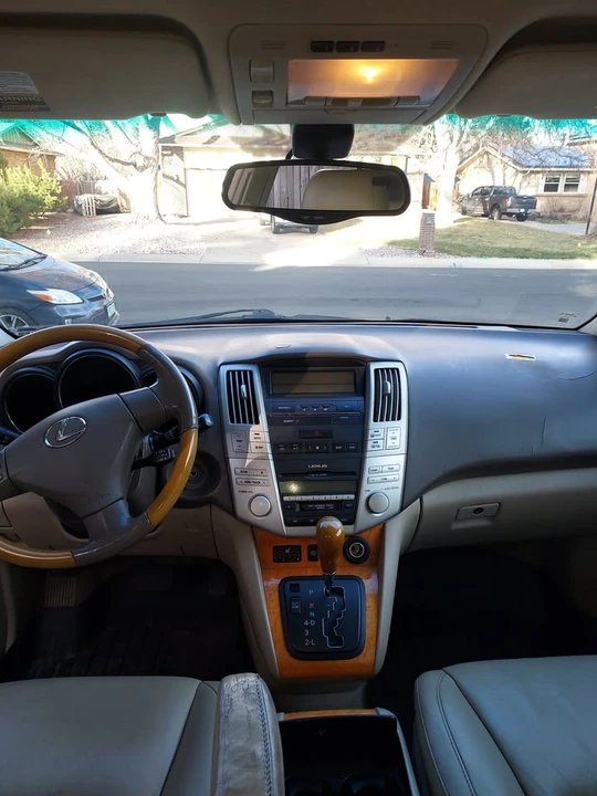 2006 Lexus RX 2nd Gen - Image 4 of 14