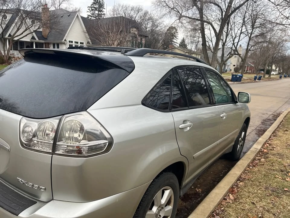 2006 Lexus RX 2nd Gen - Image 2 of 8