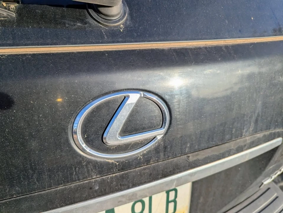 2006 Lexus RX 2nd Gen - Image 6 of 6
