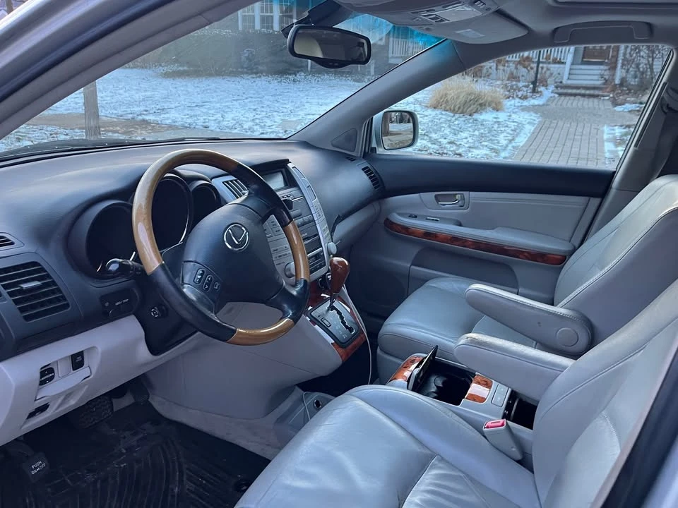 2006 Lexus RX 2nd Gen - Image 6 of 8