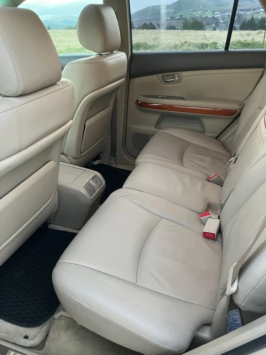 2006 Lexus RX 2nd Gen - Image 8 of 15