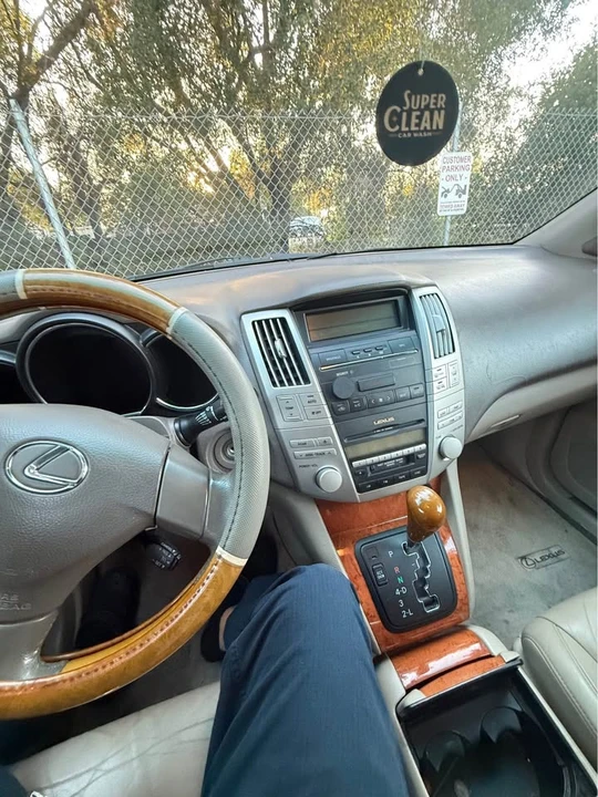 2006 Lexus RX 2nd Gen - Image 9 of 9