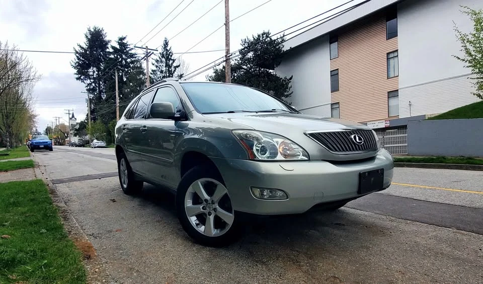 2006 Lexus RX 2nd Gen - Image 17 of 19