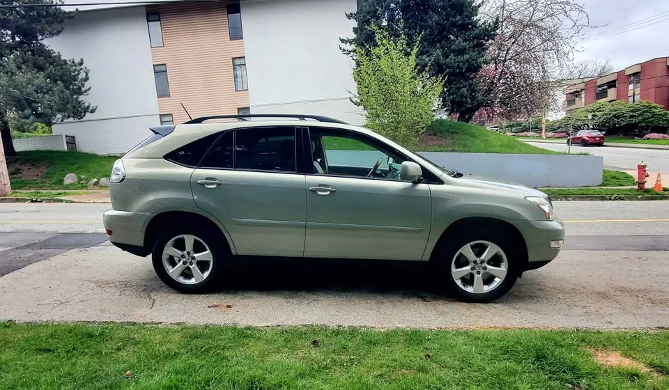 2006 Lexus RX 2nd Gen - Image 3 of 19