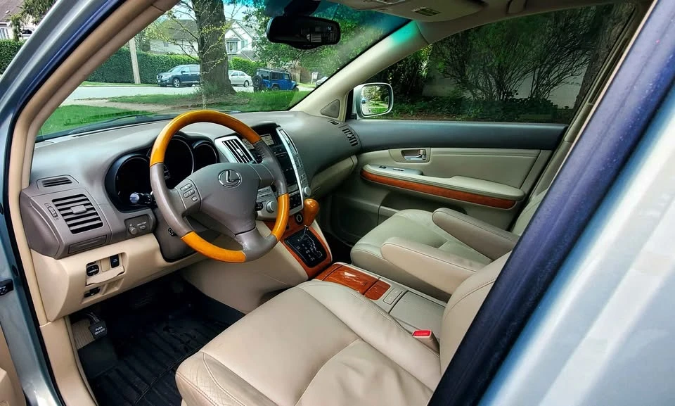 2006 Lexus RX 2nd Gen - Image 8 of 19