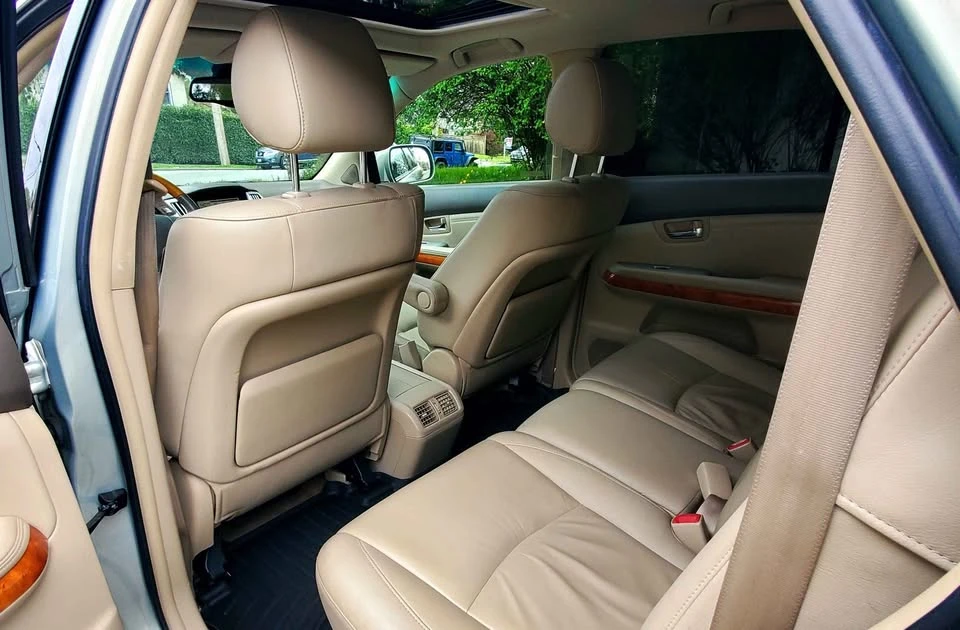 2006 Lexus RX 2nd Gen - Image 9 of 19