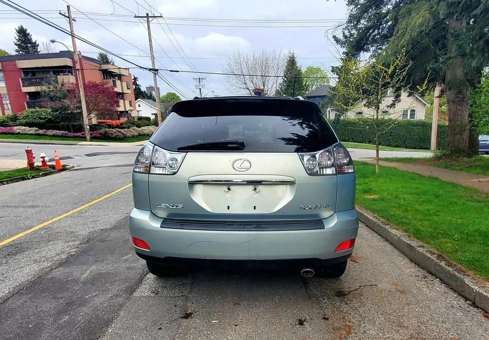 2006 Lexus RX 2nd Gen - Image 5 of 19