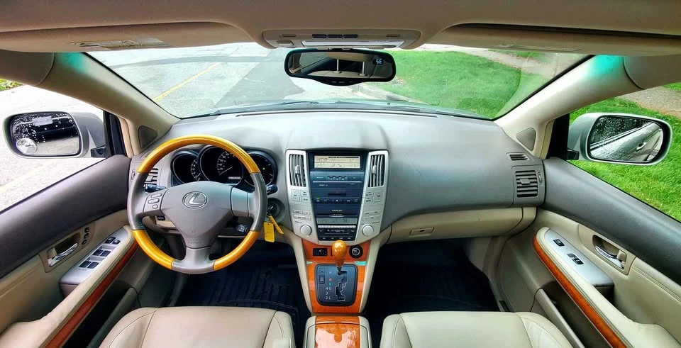 2006 Lexus RX 2nd Gen - Image 14 of 19