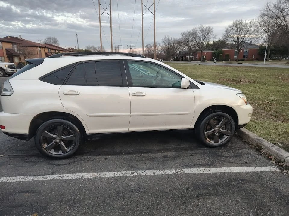 2006 Lexus RX 2nd Gen - Image 8 of 11