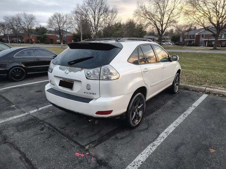 2006 Lexus RX 2nd Gen - Image 9 of 11
