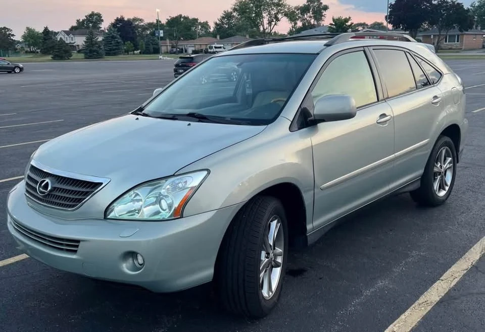 2006 Lexus RX 2nd Gen - Image 2 of 10