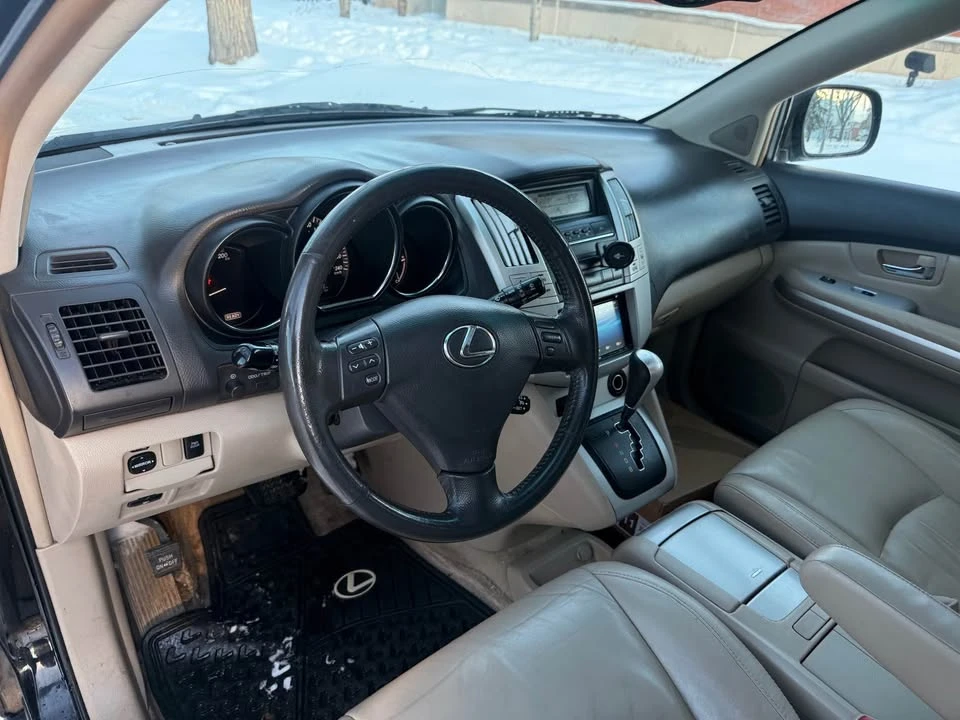 2006 Lexus RX 2nd Gen - Image 10 of 11