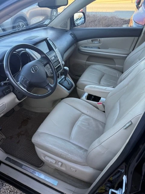 2006 Lexus RX 2nd Gen - Image 9 of 10